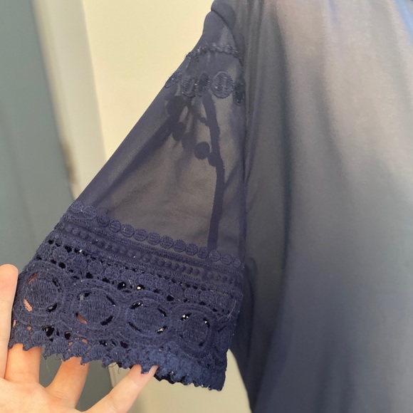 August Silk Blue blouse with embroidery size large - Picture 3 of 9